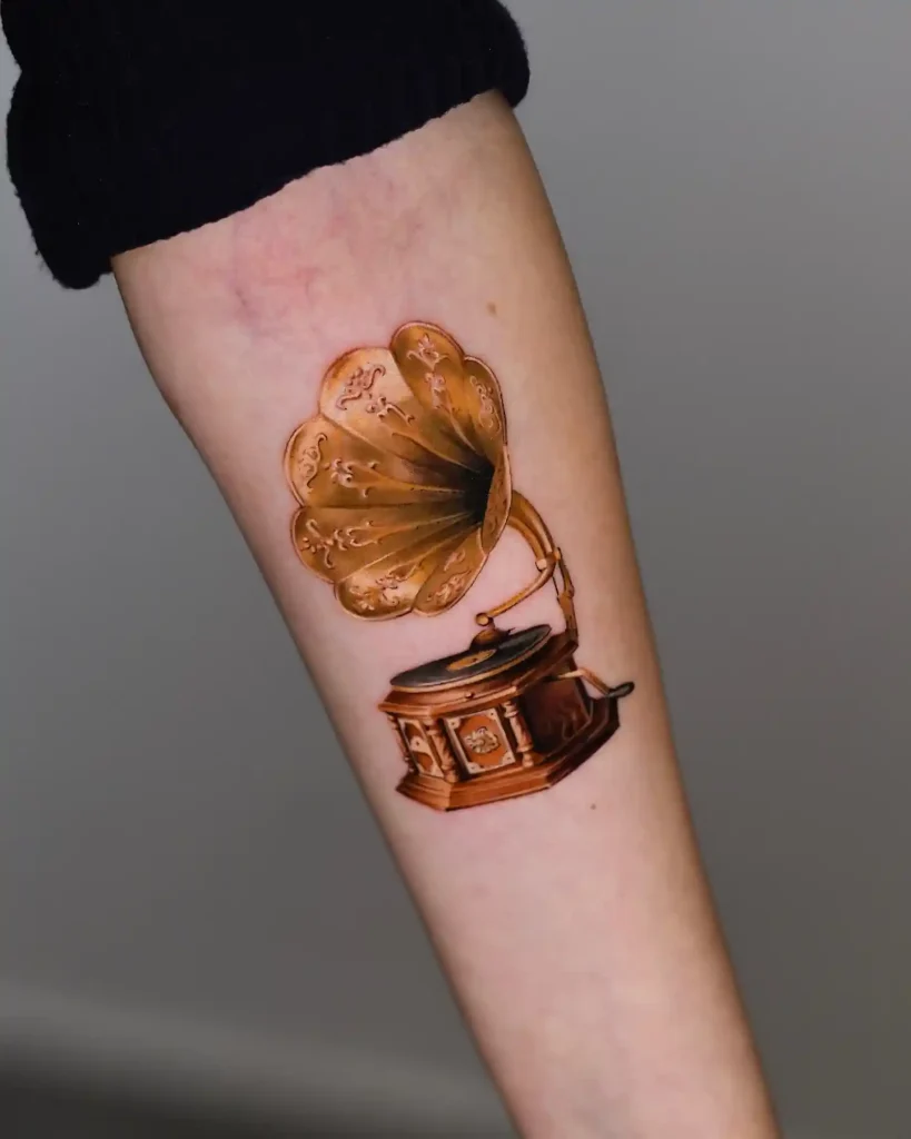Antique Gramophone Realism Tattoo