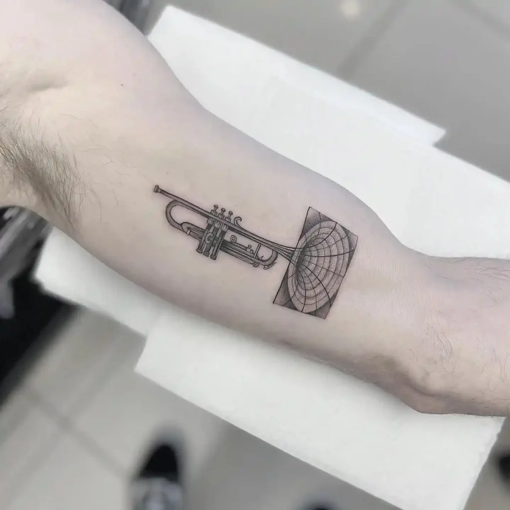 Trumpet with Wormhole Diagram
