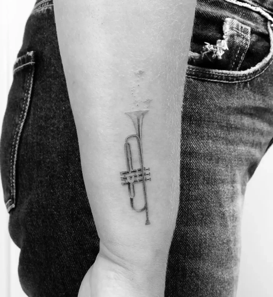 Minimalist Trumpet with Stars