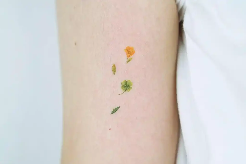 Floating Leaves and Clover on Inner Arm