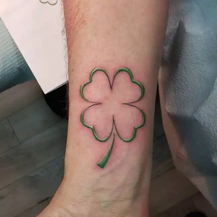 Green Shadow Offset Clover on Wrist