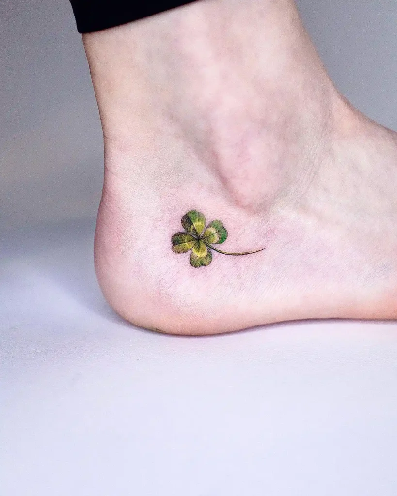 Realistic Ankle Charm on Heel