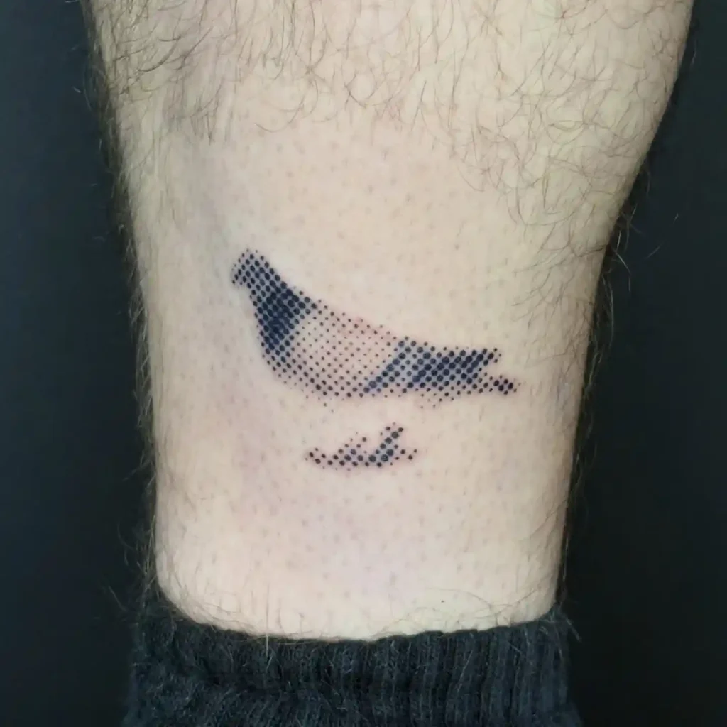 Halftone Minimalist Bird on Calf