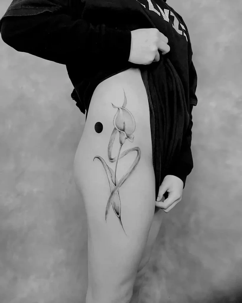 Elegant Calla Lily with Black Dot on Thigh