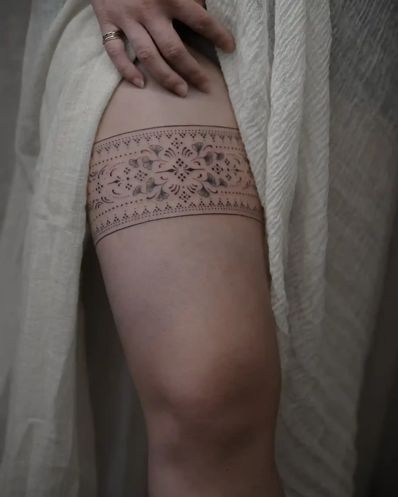 Intricate Ornamental Band on Thigh