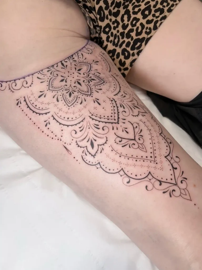 Large Ornamental Mandala Shading on Thigh