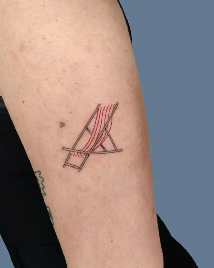 Red Deck Chair on Upper Arm