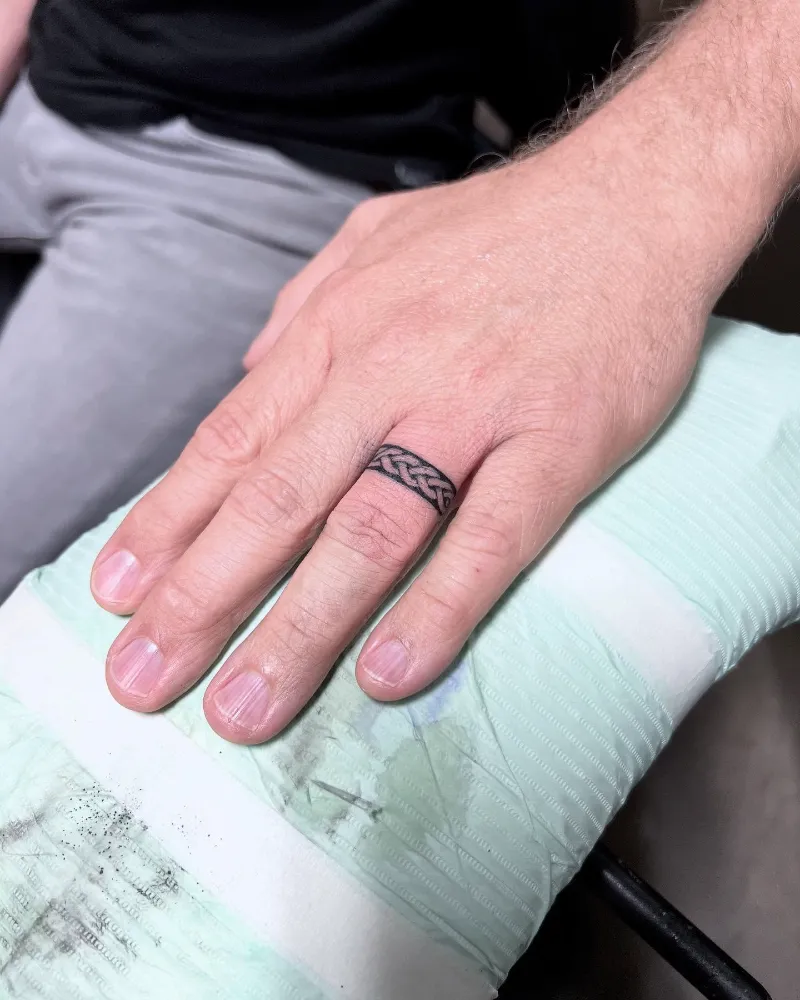 Celtic Knot Ring Tattoo
