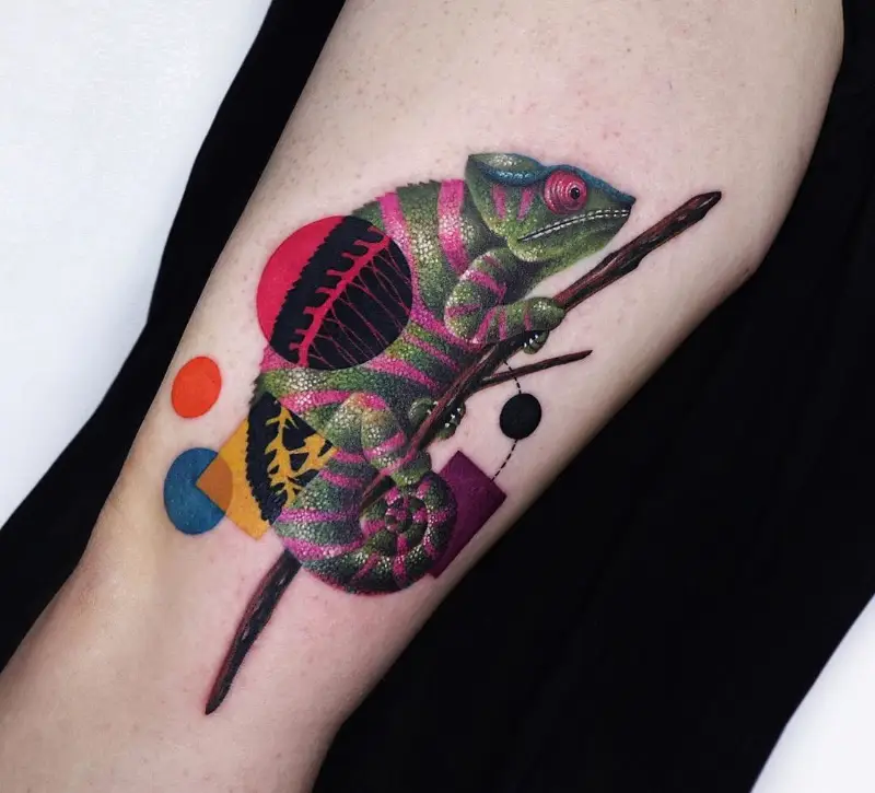 Geometric Color Realism Chameleon Tattoo