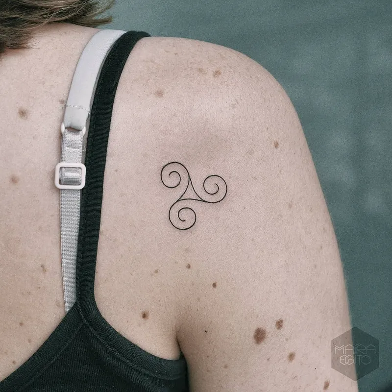 Minimal Spiral Celtic Tattoo