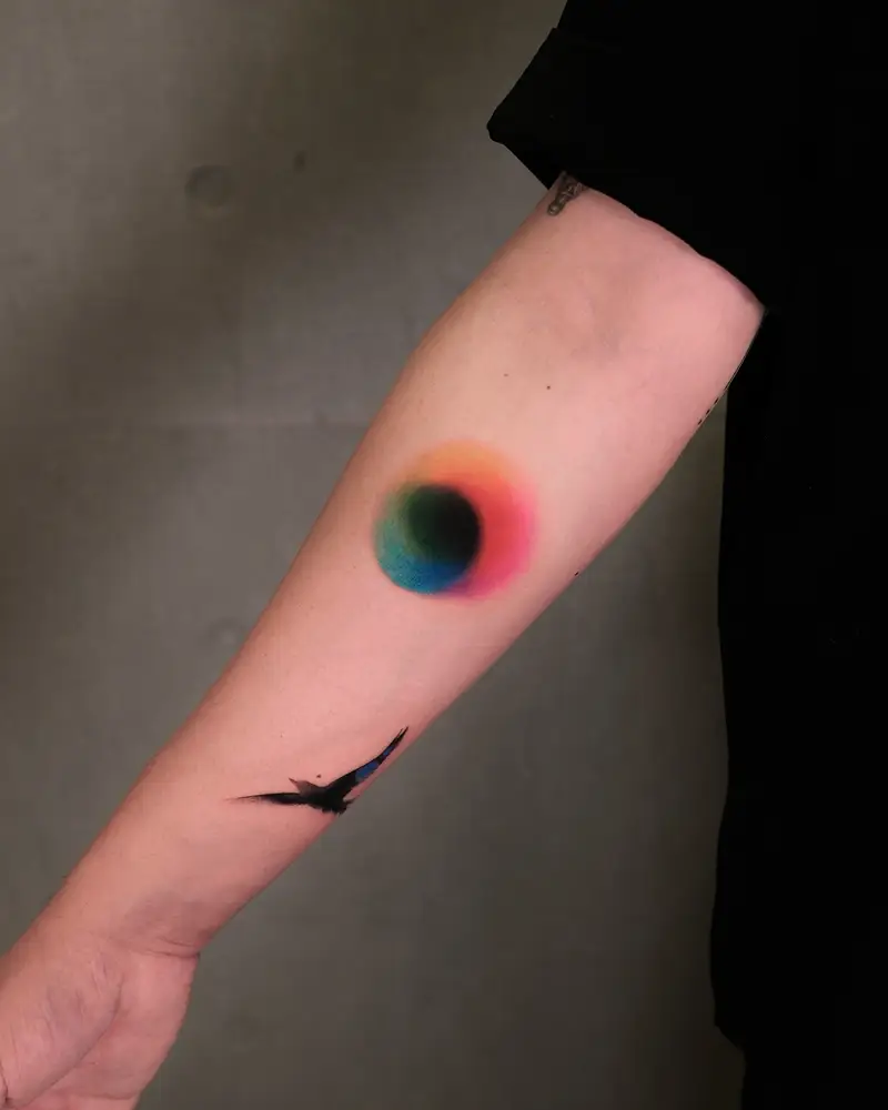 Airbrush Gradient Eclipse Circle Tattoo